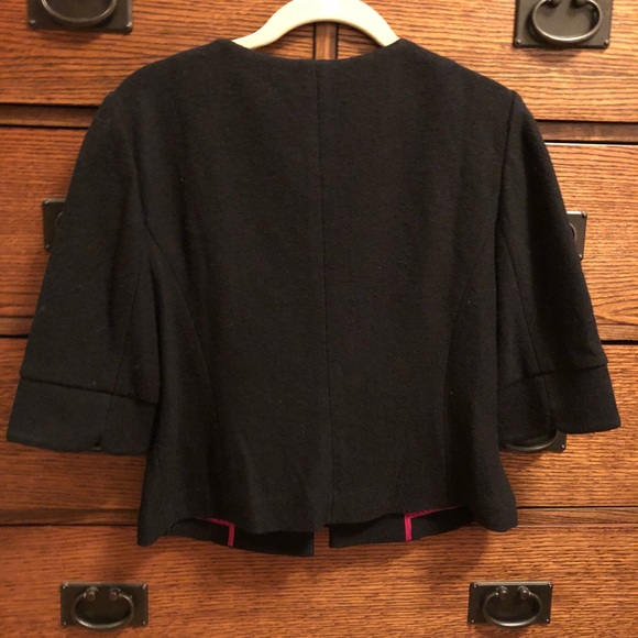 💋💄Chic black jacket w/ pink accents. So Mad Men - Picture 2 of 4